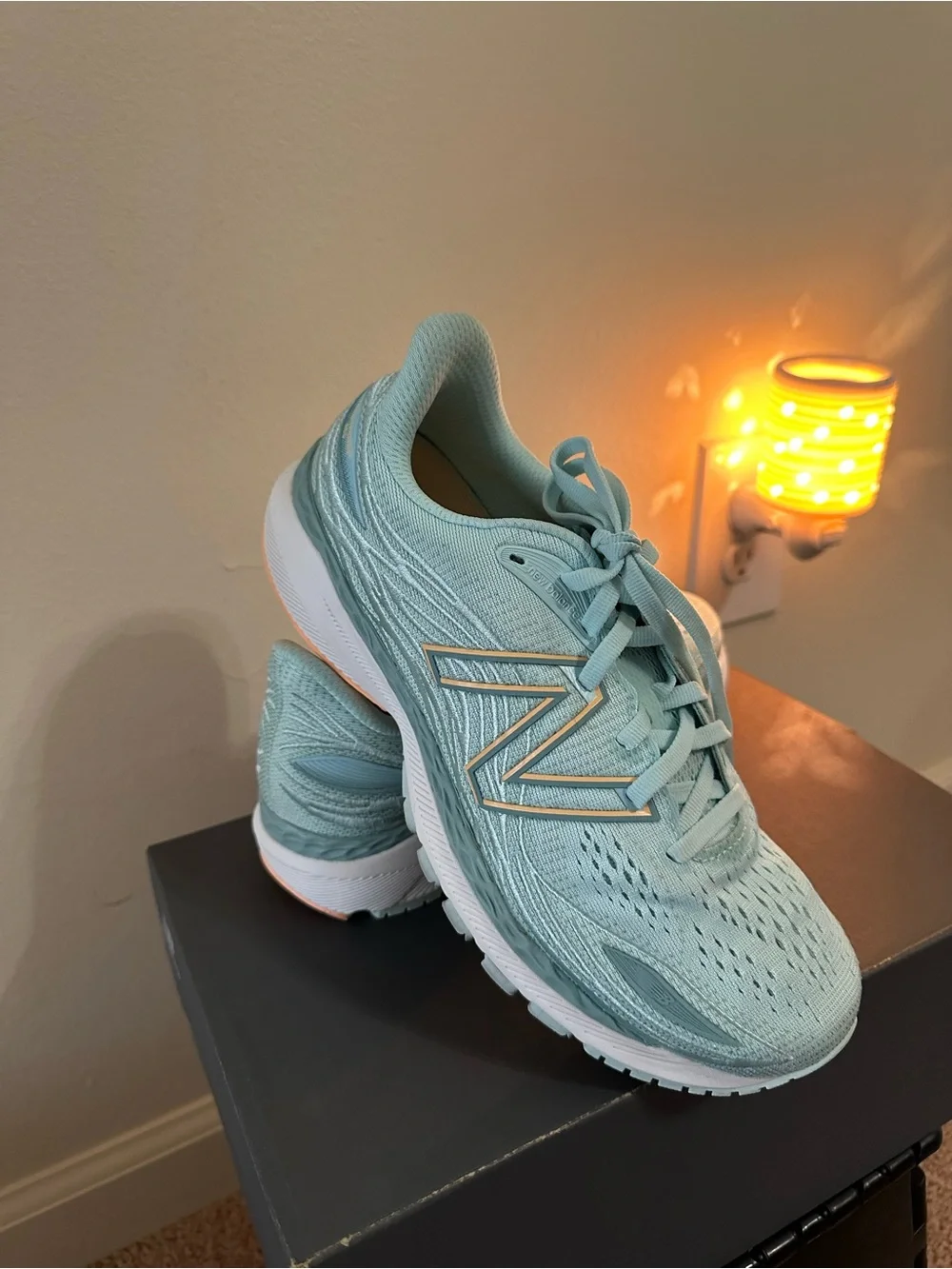 New Balance Fresh Foam, Women's Mint Green Running Sneakers, Size 9